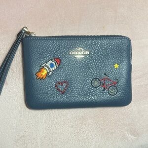 NWT Coach Navy Leather Wristlet with Embroidered Patches